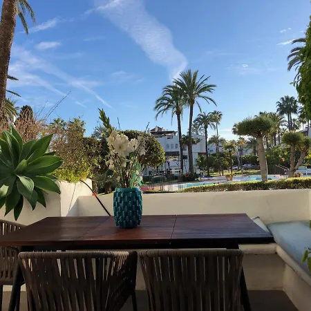 Alcazaba Luxury Apartment02 埃斯特波纳